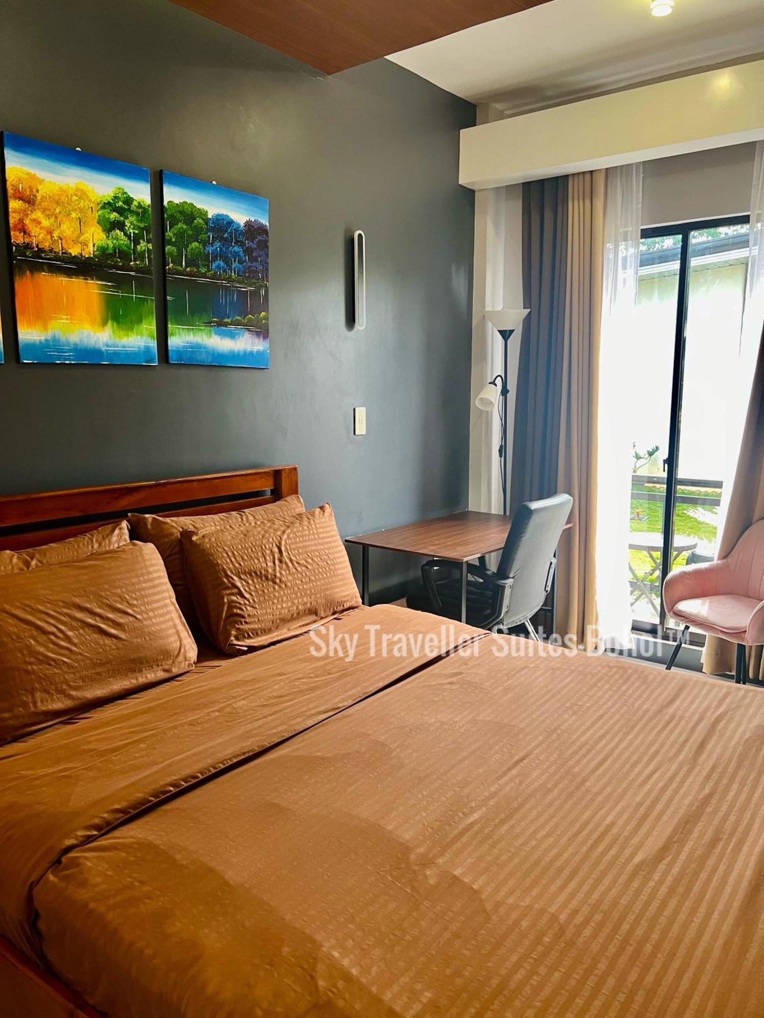 Sky Traveller Suites Panglao Bagian luar foto