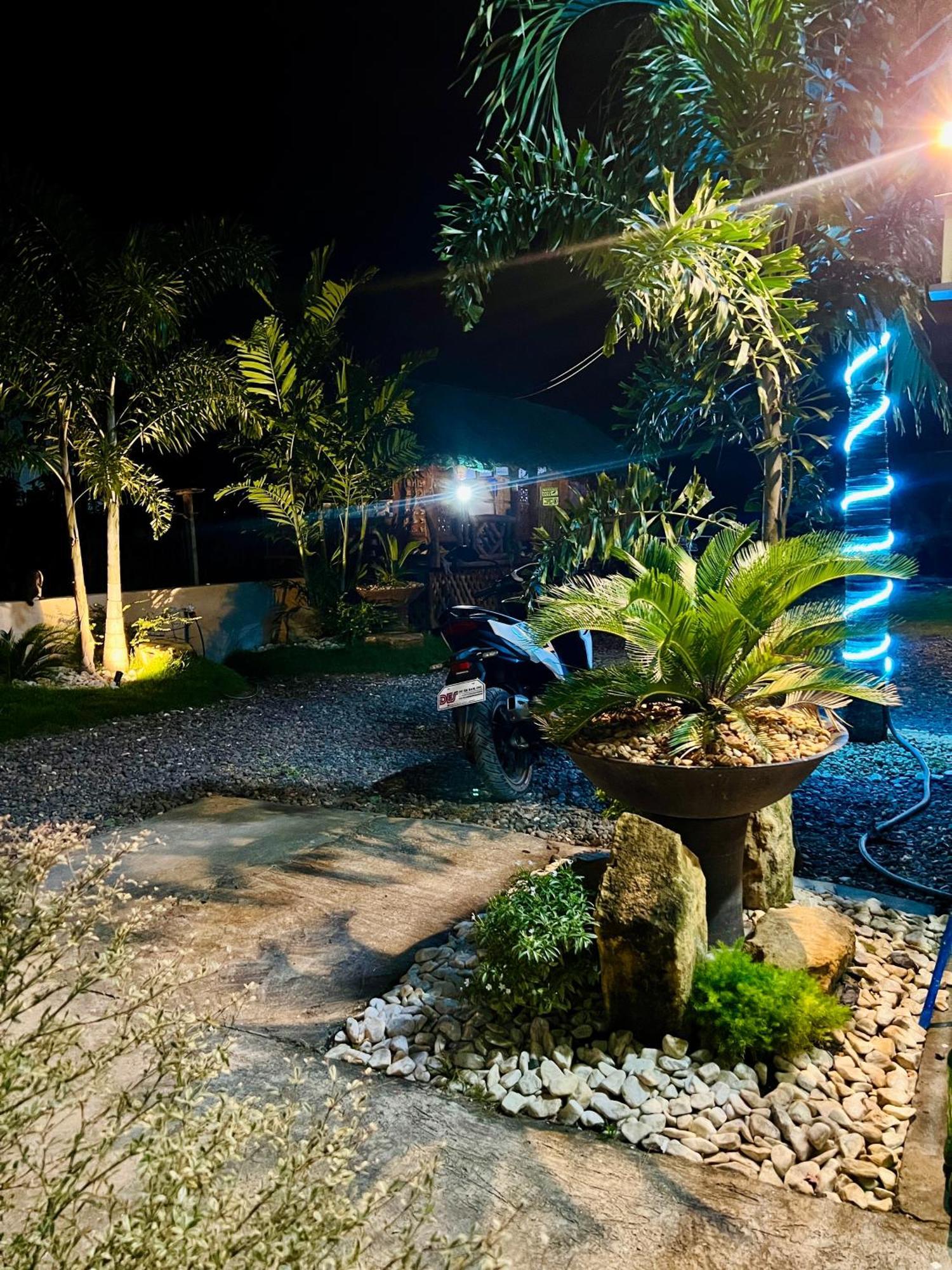 Sky Traveller Suites Panglao Bagian luar foto