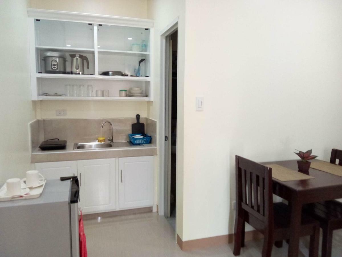 Sky Traveller Suites Panglao Bagian luar foto